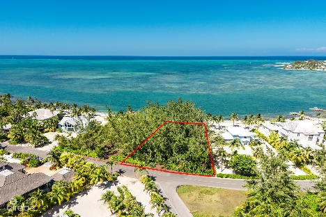 Exclusive oceanfront land parcel in kaibo